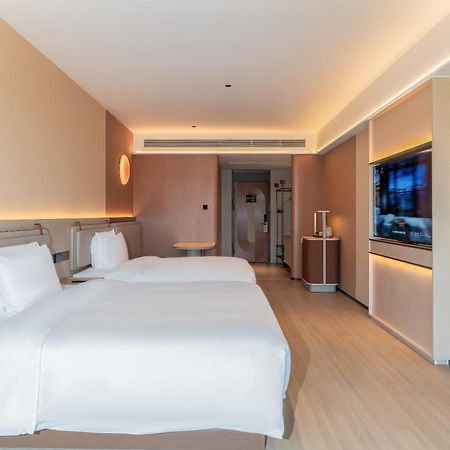 Mehood Lestie International Hotel Zhuhai Lovers Road Branch - Free Breakfast & Free Afternoon Tea & Free Midnight Snack Exterior photo